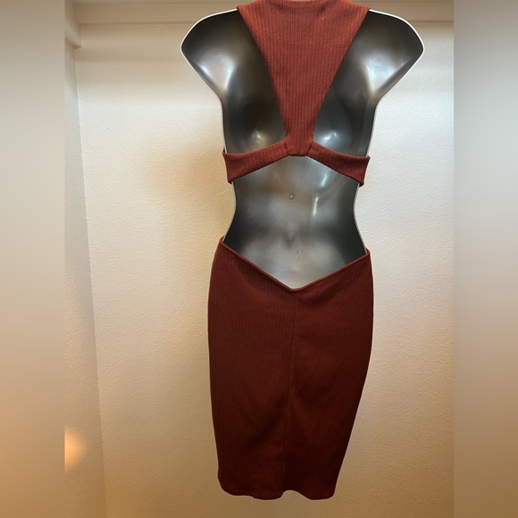 Free People beach cut out midi dress - Picture 3 of 8